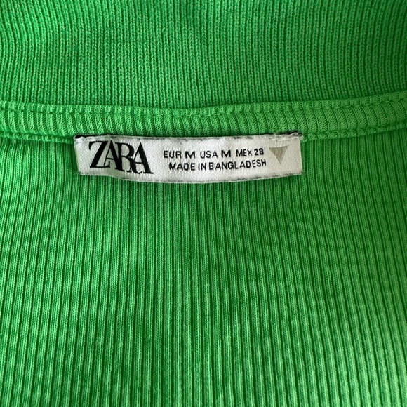 Cropped Collared Ribbed Baby Tee - Picture 3 of 3